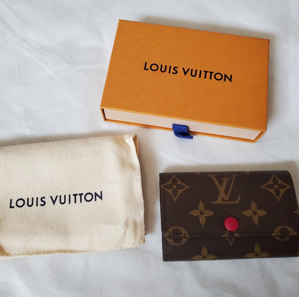 Louis Vuitton 6 keys Holder